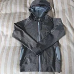 【Maiko様専用】ROXY ロキシー 裏メッシュパーカー Sサイズのサムネイル