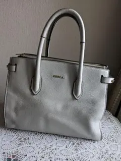 フルラ　バック