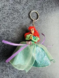 アリエル キーホルダー ドレス