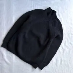 BATONER SIGNATURE ニット　ブラック　タートルネック　美品のサムネイル