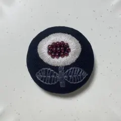 再販■ビーズ刺繍ブローチ　丸いお花モチーフ
