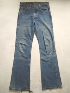 Item thumbnail for item 4e419540-004f-4f4b-94f2-e30626d46ee0