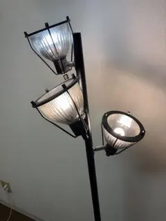 スタンドライト　エアリゾーム　3灯フロアスタンドライト　ブラック