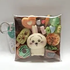 ガチャ詰めポーチ　ちいかわ　うさぎ　お菓子　グリーン系　⑤