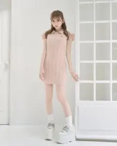 ミシェルマカロンラインロゴカラーニットワンピース ピンク michellMacaron ラインロゴカラーニットワンピース ピンク - メルカリ