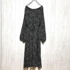 C423 LUUL 韓国　小花柄　ロングワンピース　大人可愛い　体型カバー