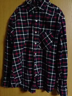 BEAMS 　ハート　Mサイズ チェック柄長袖シャツ