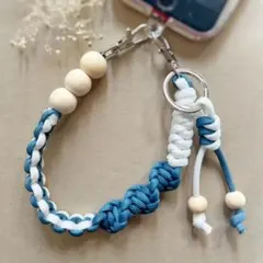【ハンドメイド】パラコード ハンドストラップ｜スマホストラップ 白×ネイビー