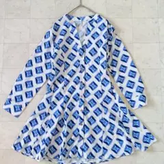 SHEIN 幾何学柄ミニワンピース 長袖 フレア ブルー VネックXS