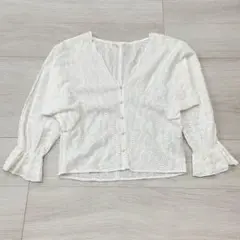 ローリーズファーム レースブラウス M 刺繍 Vネック 羽織 フレア袖