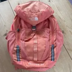 THE NORTH FACE TELLUS 20 サーモンピンクリュック