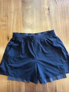 lululemon メンズ ショートパンツ Lサイズ ブラックのサムネイル