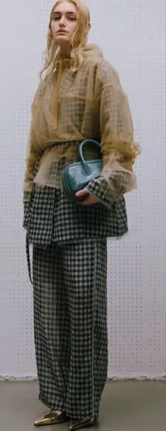 MAISON SPECIAL シースルーチュールフーディのサムネイル