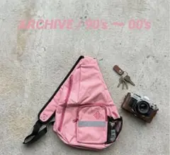 イーストボーイ ワンショルダー スリングバッグ 黒ピンク archive 00s ワンショルダーバッグ スリングバッグ archive 古着90s 00s ピンク