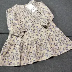 タグつき　ZARA花柄長袖コットンワンピース