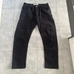 ブラック スキニーパンツ　ストレッチ