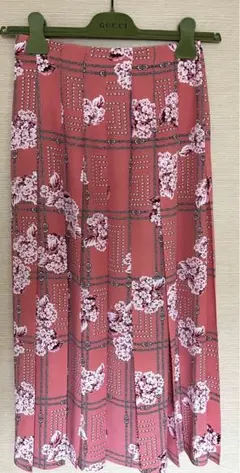 2025年最新】GUCCI 柄：花柄 プリーツスカートの人気アイテム - メルカリ