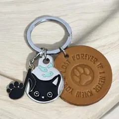 ♡handmade♡黒猫ちゃん＆足跡型音符チャーム　本革肉球型押しプレート