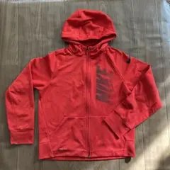 NIKE DRI-FITパーカー ジュニアＭ(１４０)サイズ　前あきパーカー赤