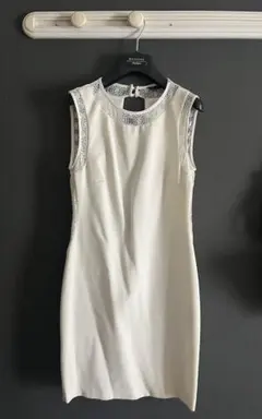 【新品】ZARA ホワイト ノースリーブ ミニワンピース