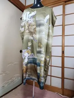振袖着物リメイクワンピース正絹着丈115センチ71身幅センチおめでたい柄鶴沢山