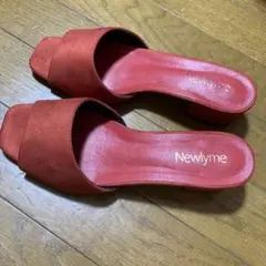 Newlyme サンダル レッド スクエアトゥのサムネイル