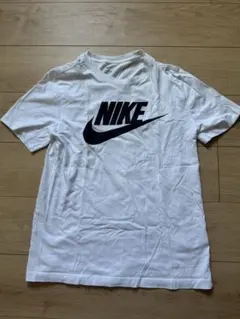 Item thumbnail for item 52705e83-9621-416b-ac12-3f8ce7b226f2