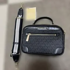 MICHAEL KORS ブラックショルダーバッグ