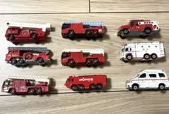 トミカ 働く車 消防車・救急車 9台まとめ売り 絶版ありのサムネイル