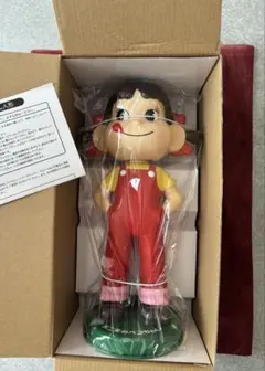 不二家創業100周年記念復刻版ペコちゃん人形 株主優待 - メルカリ