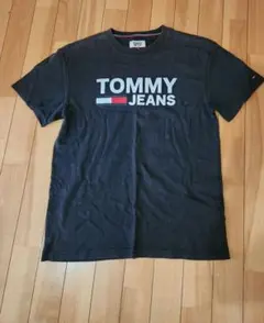 TOMMY JEANS Tシャツ 半袖 Sサイズ　トミー