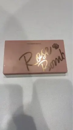 Rose Bomb アイシャドウパレット