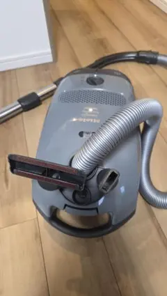 Miele SBA-0 掃除機(キャニスター)本体のサムネイル