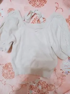 パフスリーブ ニット F 薄いベージュ　バッグリボン　ニット