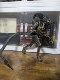 NECA プレデリアン - メルカリ