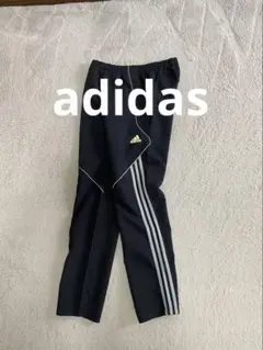 adidas 三本ライン　トレーニングパンツ 黒 ポリエステル　ポケット付き