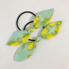 ハンドメイド　ヘアゴム ウサ耳リボン