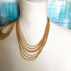 ネックレスとブレスレット