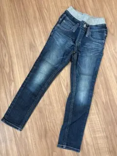 Item thumbnail for item dd25f0d7-c319-40ce-8979-59a2a081a932