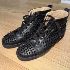 ルブタン 靴 スニーカー 24.5 25.0 黒 ブラック スタッズ とげとげ