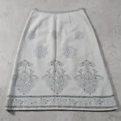 【美品】JAEGER ジャガー 刺繍デザインスカート Mのサムネイル