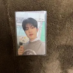 treasure pleasure yellow ユニバ　ジョンウ　トレカ