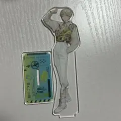 緋八マナ アクリルスタンド