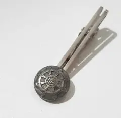 M97　ネクタイピン 　家紋のようなデザイン　レトロ　アンティーク調