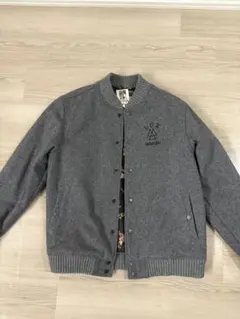 ルースイソンブラジャケット