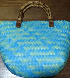 ブルー かごバッグ