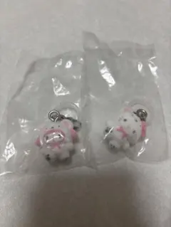 サンリオ　めじるしアクセサリー　ふわふわスノー　マイメロ　キティ　2個セット