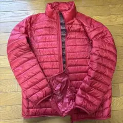 UNIQLOウルトラライトダウンMサイズ赤