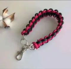 ハンドスラップ スマホストラップ パラコード 携帯 かわいい 赤 黒