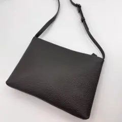 Item thumbnail for item 0bb38b57-3176-4772-b085-1beed908955e